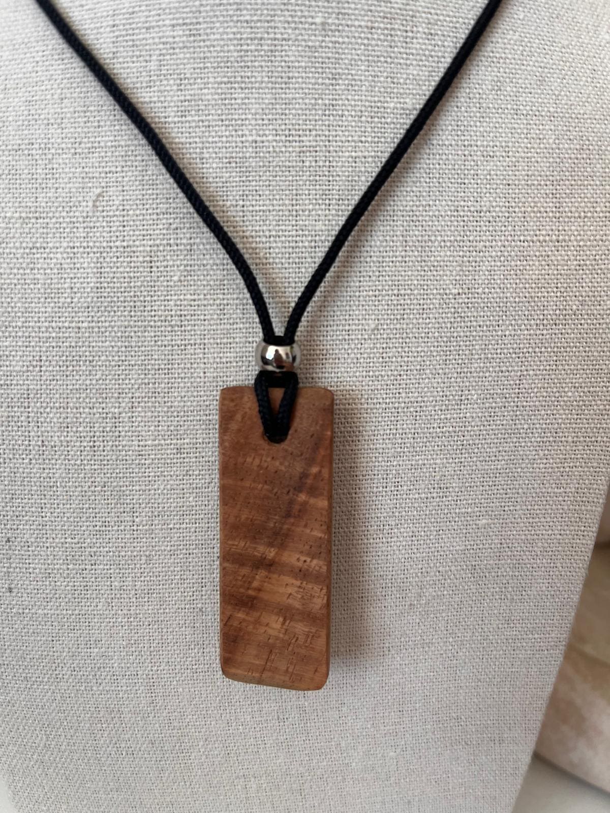 Tasmanian Blackwood pendant necklace